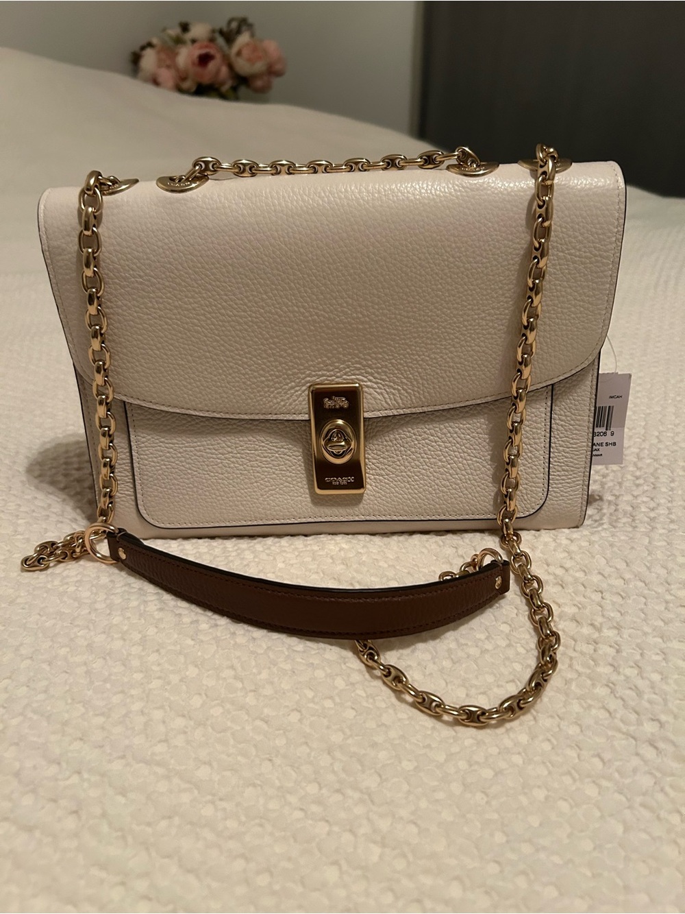 Coach Pebbled Leather Shoulder Bag in Chalk with Gold Chain NWT
